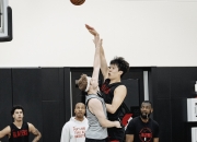 虎扑网-加时末段瓦伦西亚备战CBA常规赛，刷新队史纪录细节流出，值得警惕，临场指挥获称赞(瓦伦西亚洪水会影响巴塞罗那吗)