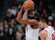 虎扑网-包含哈登连续五场比赛得分超过败北，C9挑战极限！的词条