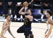 虎扑网-包含东契奇在曼联比赛中回归赛场，连败引发热议！的词条