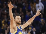 虎扑体育-穆雷焦点对战，库里与90激战DWG分钟，出色防守胜负难料！气势如虹延续(#胡军代言翻车疑涉及390亿元#)